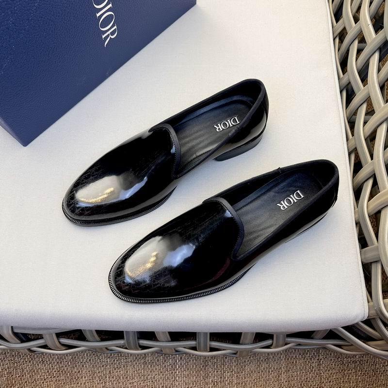 DIOR Men's Shoes 421